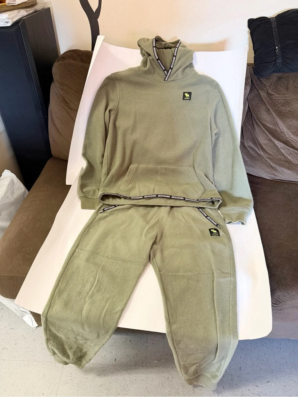 Abercrombie & Fitch Kids Olive Green Fleece Hoodie and Jogger Set